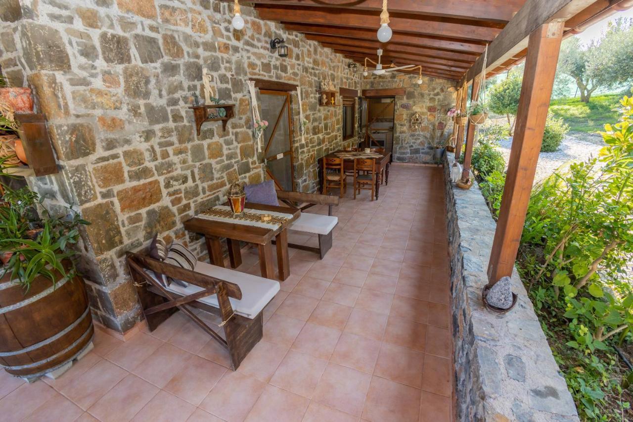 Villa Galateia Dhafnes Exterior photo